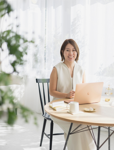 女性起業家専門星読み師Ryokoのプロフィール写真